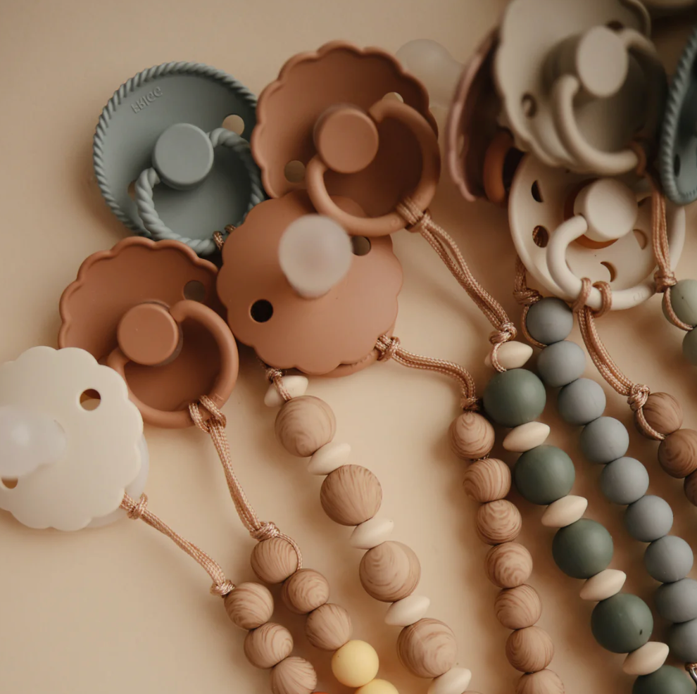 Music Luna Silicone Pacifier Clip