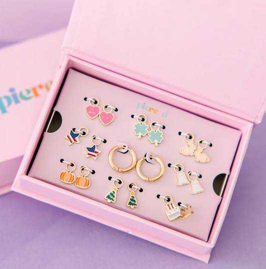 Pierced Holiday Charm Set