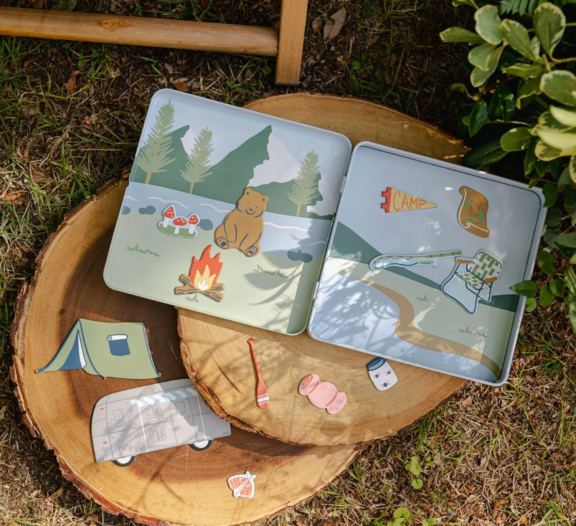 Jollity & Co Camp Explorer Magnetic Game