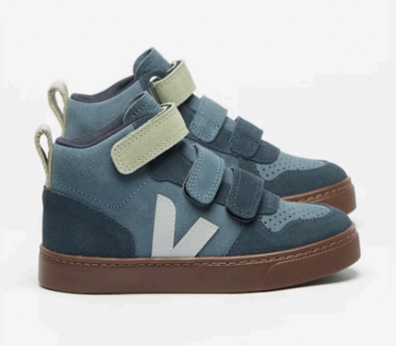 Veja Small V-10 Mid in California Shark Bark