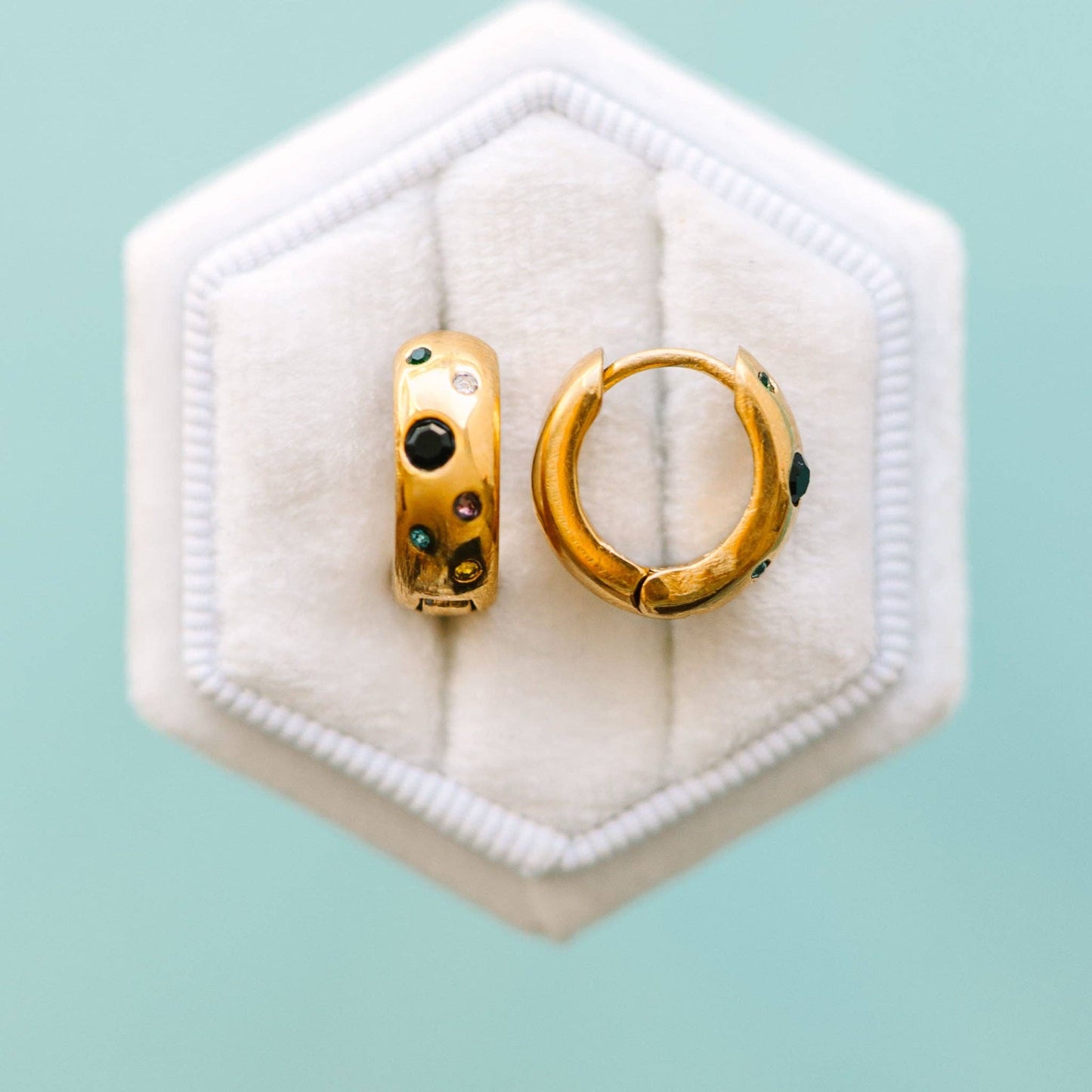 Pierced Co - Colored Dot Huggies