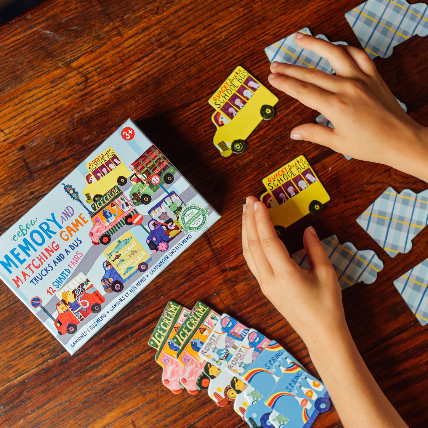 eeBoo - Trucks and a Bus Little Matching Game