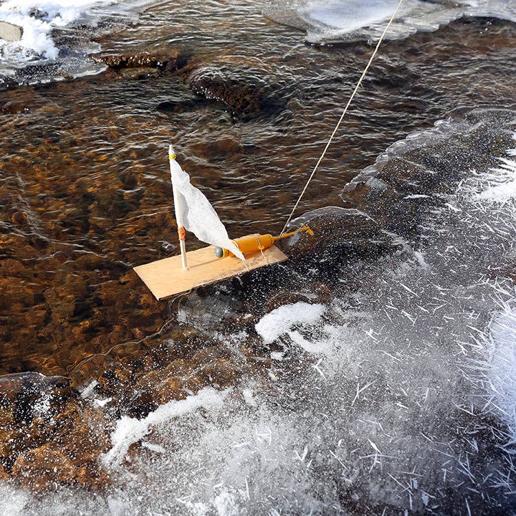 Kikkerland Design Inc - Huckleberry Make Your Own Motor Boat