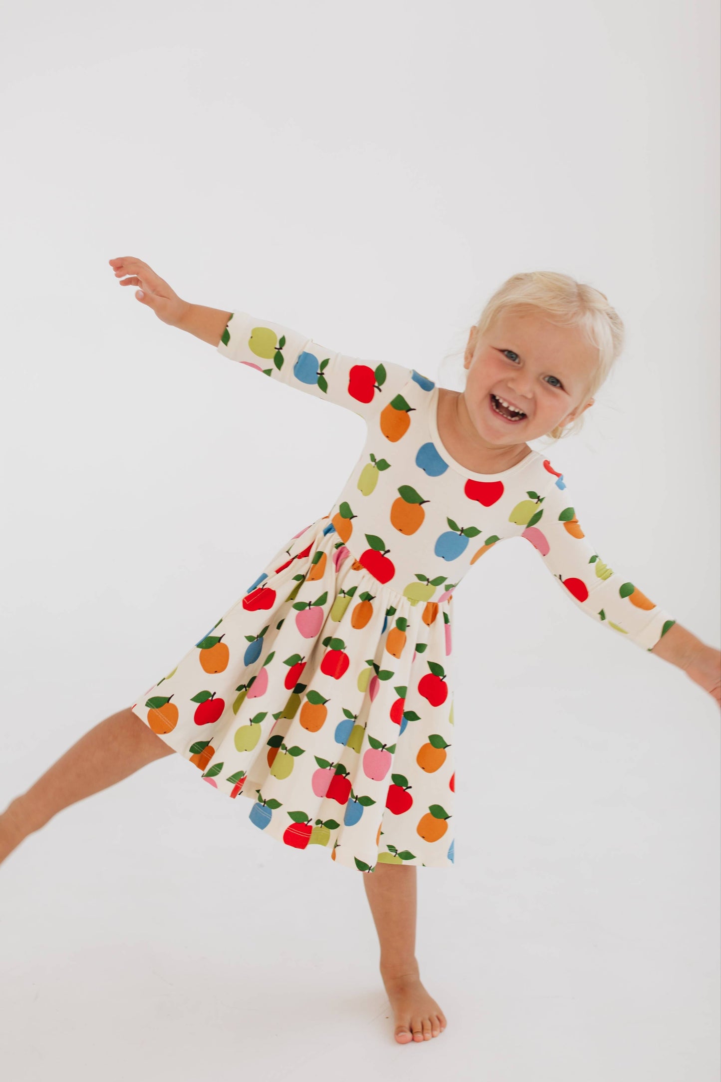 Good Apples Kids - 3/4 Sleeve Twirl Dress in Apples
