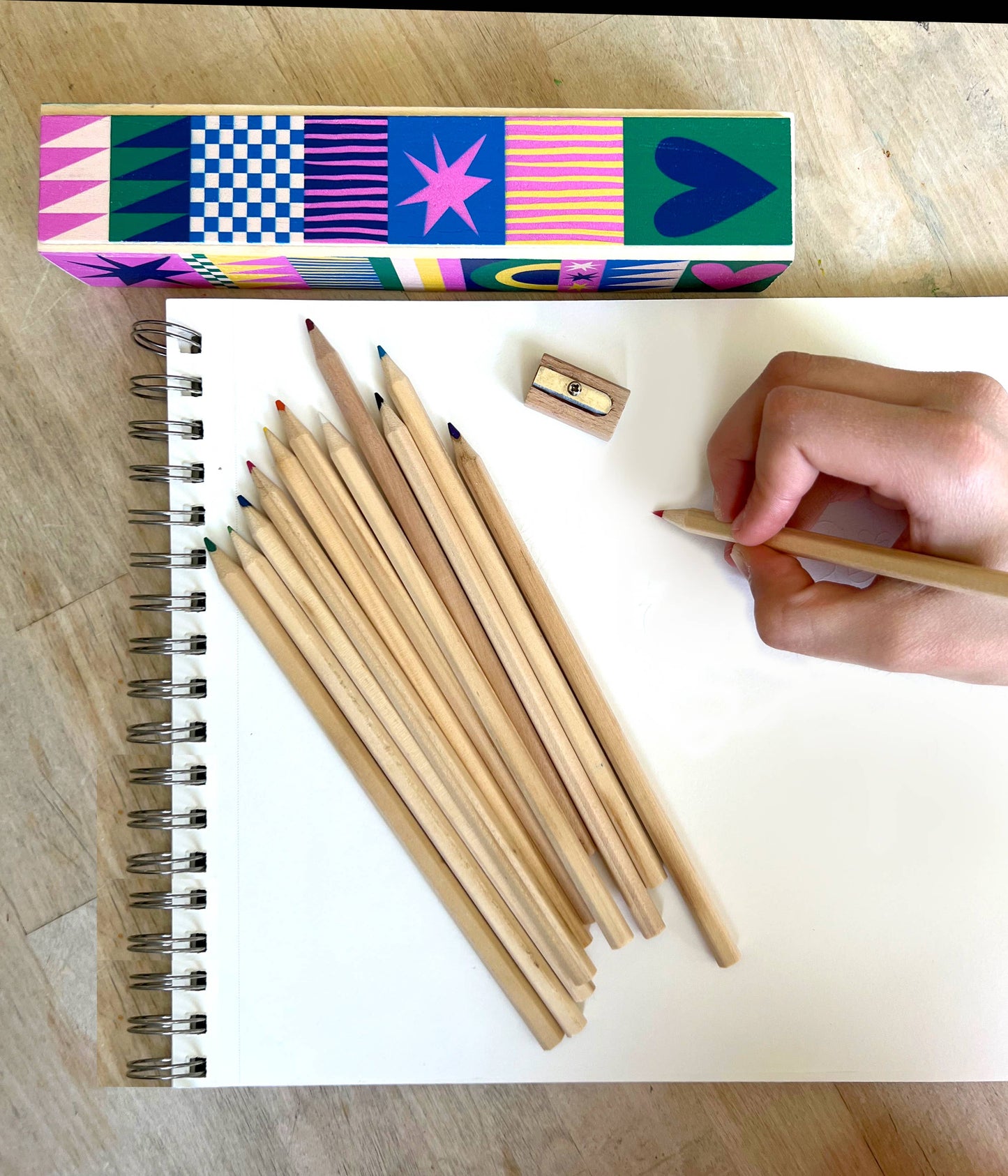 SNIFTY - WOODEN PENCIL BOX COLORED PENCILS - GEO LOVE