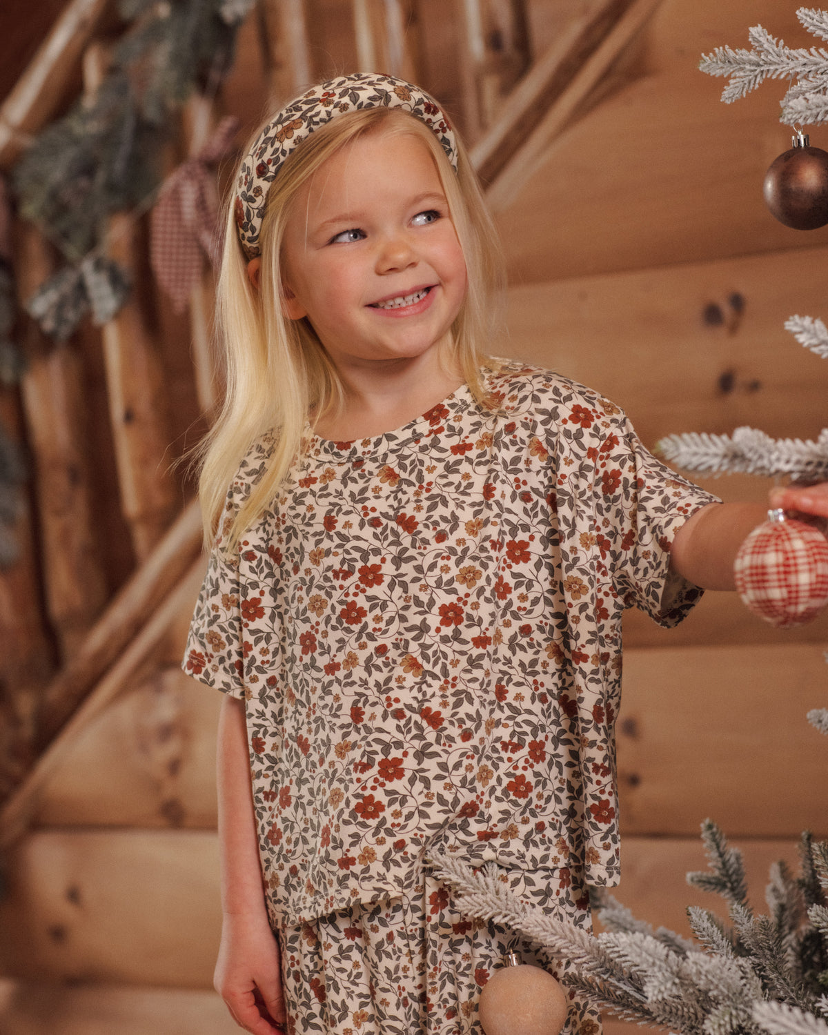 Rylee + Cru Ruthie Set Holiday Floral