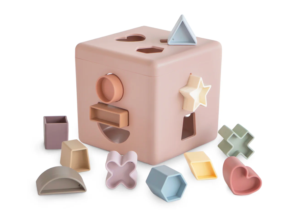 Mushie Shape Sorting Box