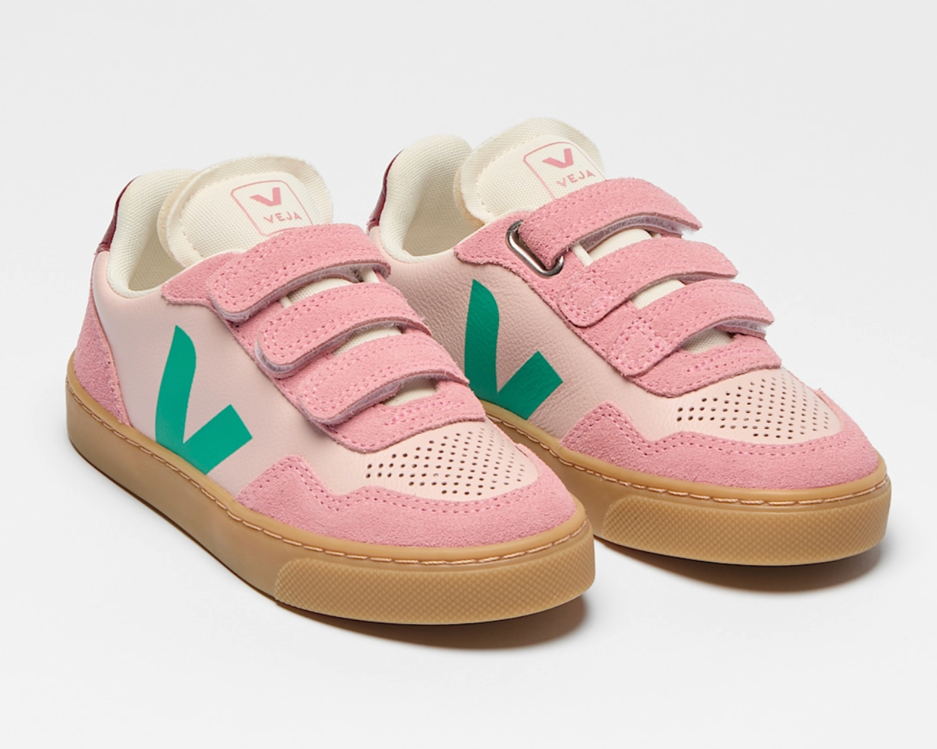 Veja Small V-90 OT Petale Mary Tag