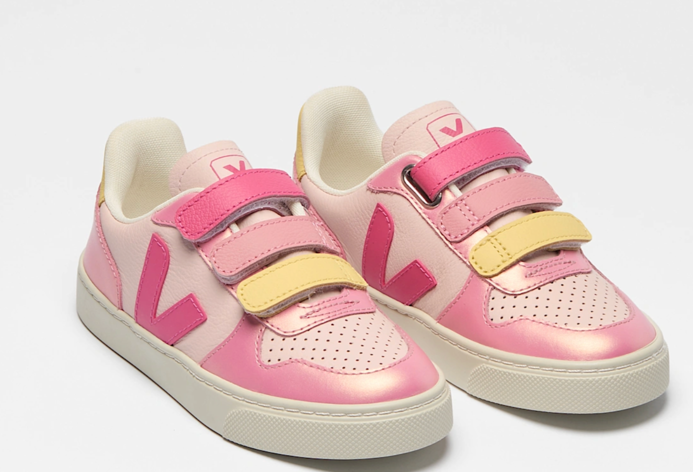 Veja Small V-10 Petal Mia Glimmer