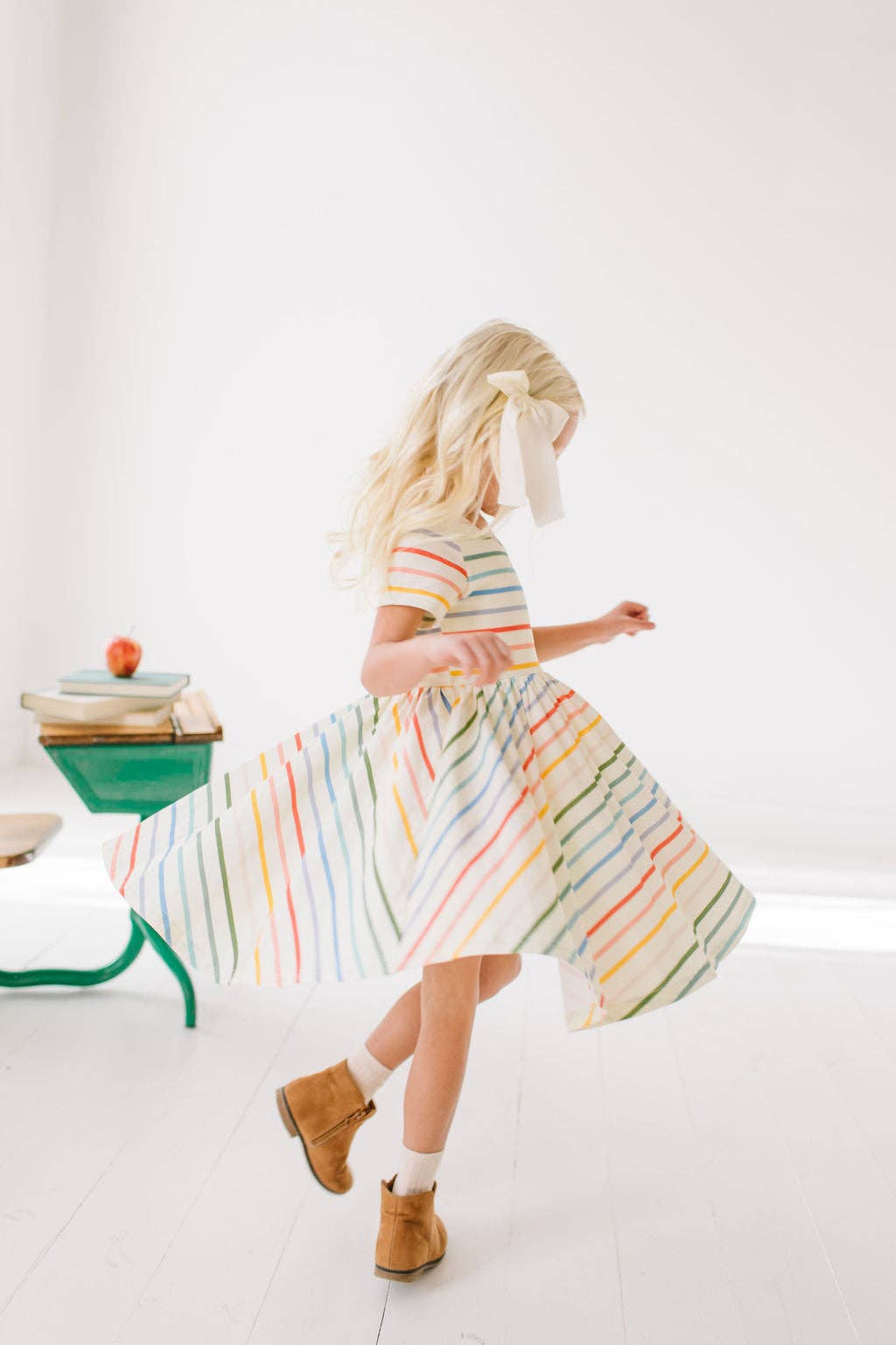 Ollie Jay - Classic Twirl in Primary Stripe