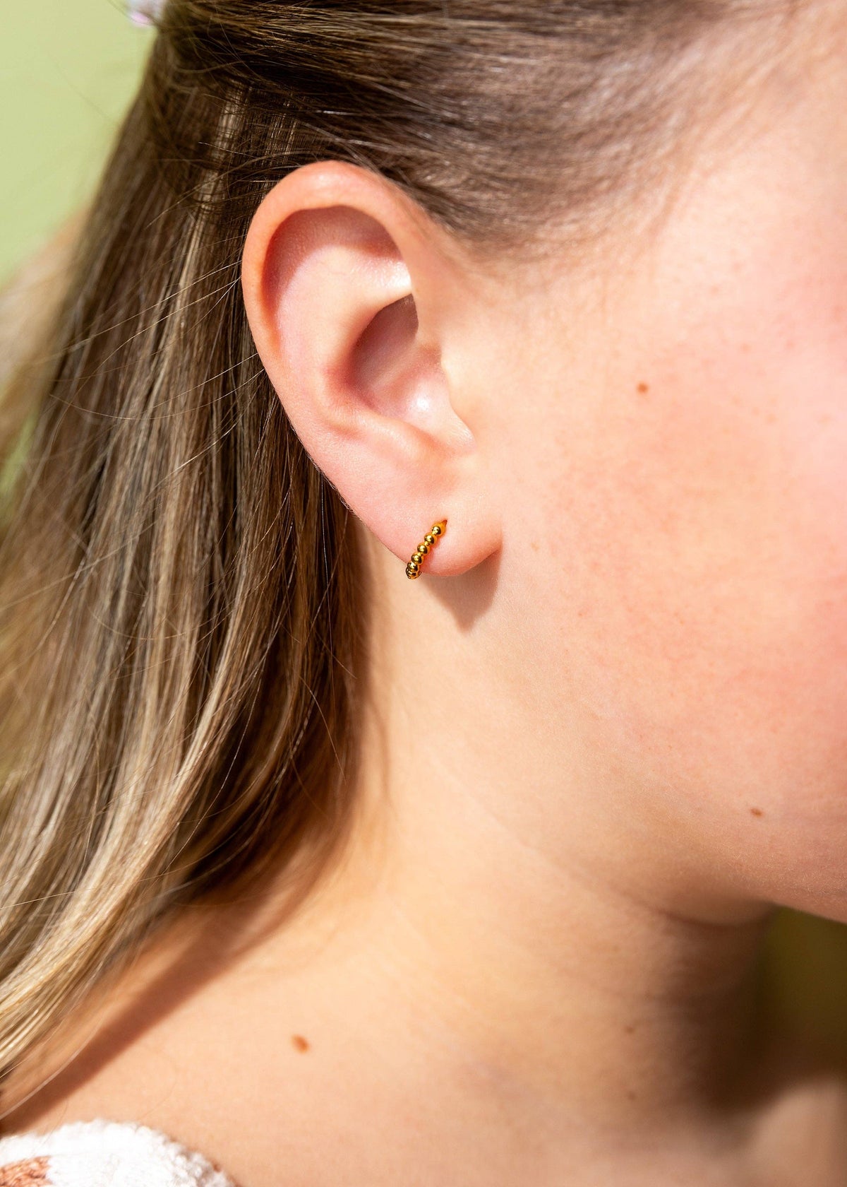 Pierced Co - Tiny Dot Huggies
