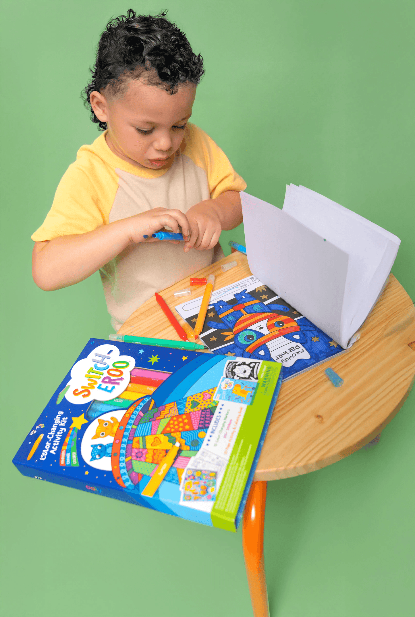 OOLY - Switch-eroo! Color-Changing Activity Kit
