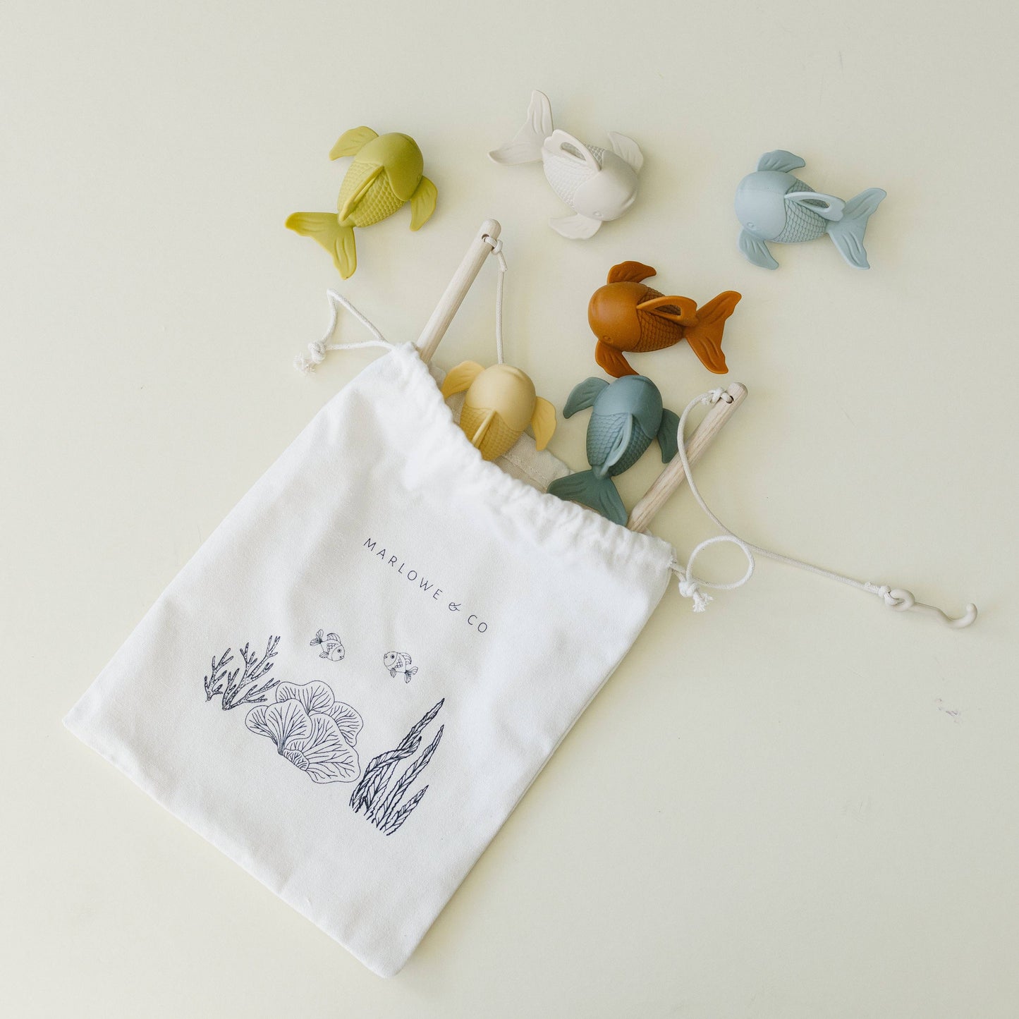 Marlowe & Co - Silicone and Wood Fishing Play Set